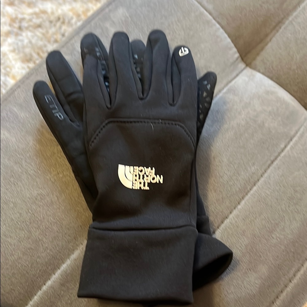 The North Face Black Gloves